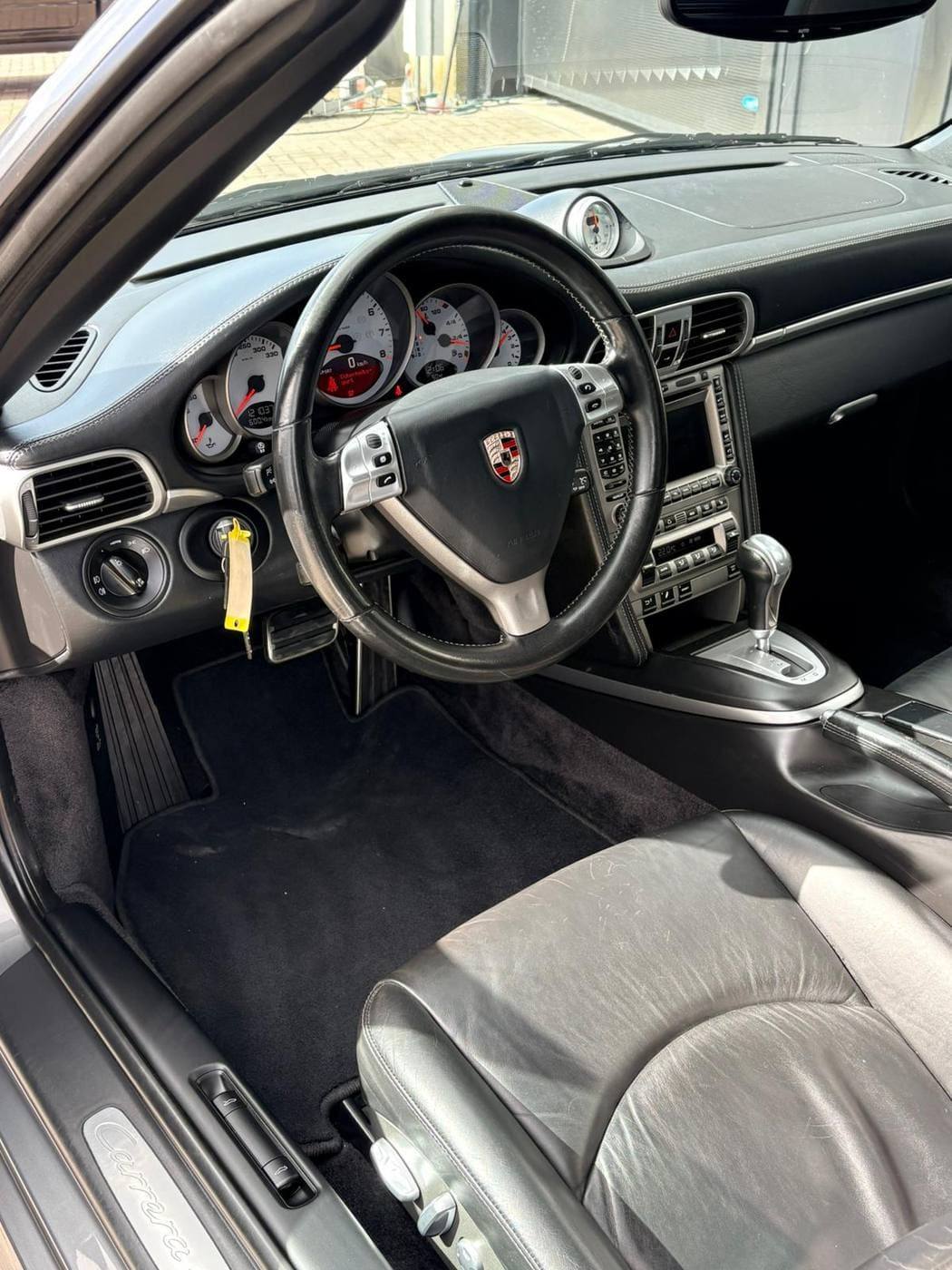 Porsche Carrera 4S Finish