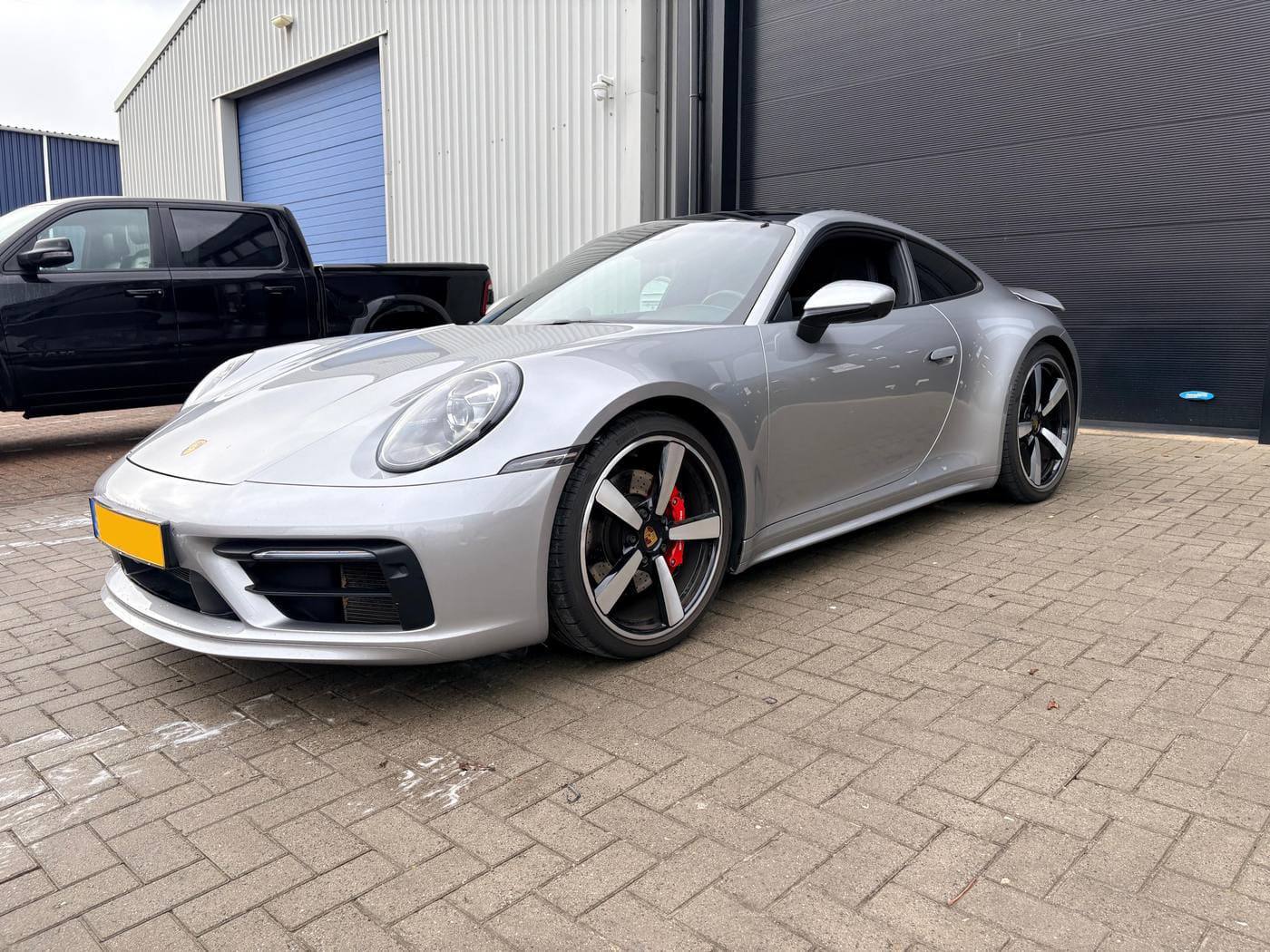 Porsche Complete